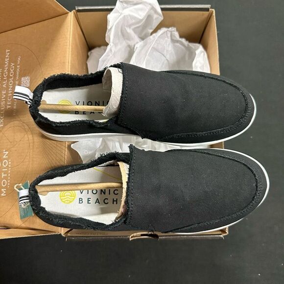New Vionic Malibu Black Canvas Slip On Sneakers 7.5 Wide - Picture 2 of 7